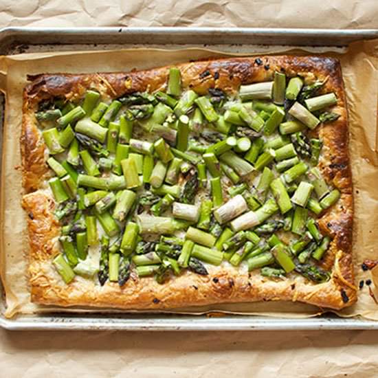 Asparagus and Gruyere Tart