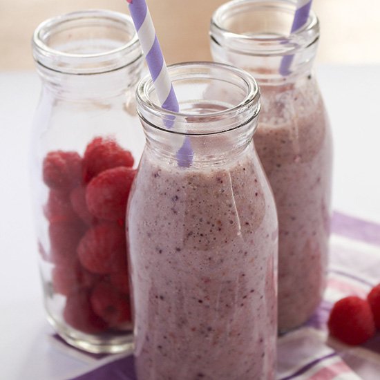 Smoothie with Berries, Banana & Chia