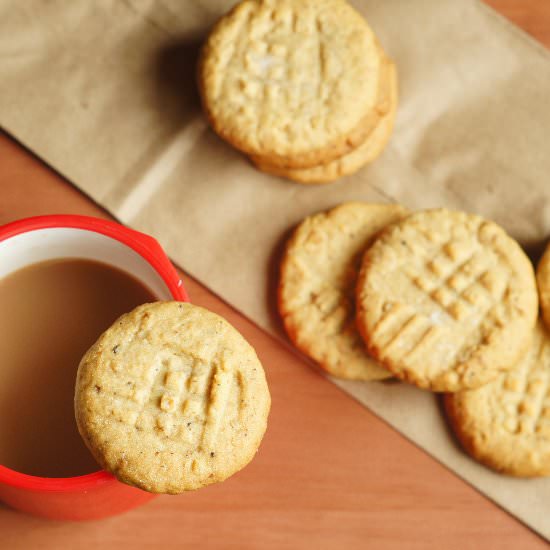 Walnut Black Pepper Cookies