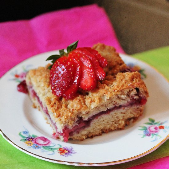 Vegan Strawberry Coffee Cake