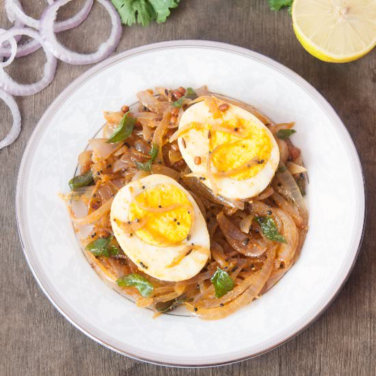 Egg with Caramelized Onions