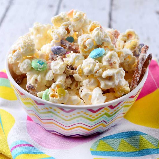 White Chocolate Easter Popcorn Mix