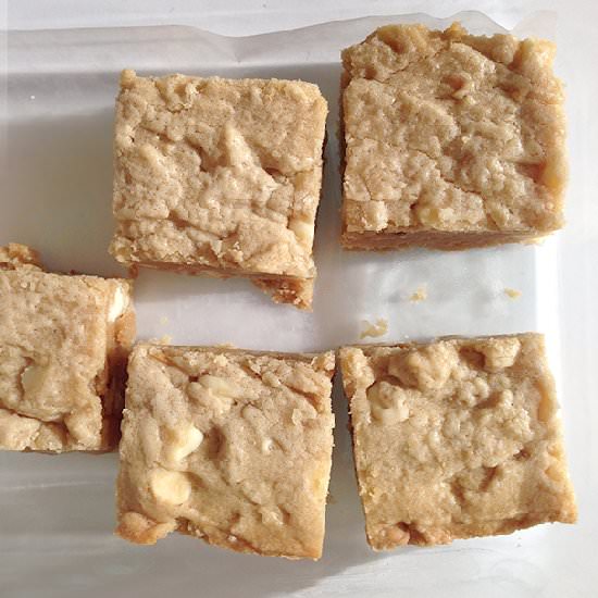 White Chocolate Macadamia Blondies