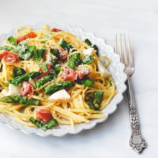 Lemon Asparagus Prosciutto Pasta