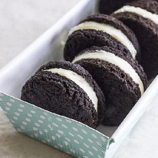 Homemade Healthier Oreo Cookies