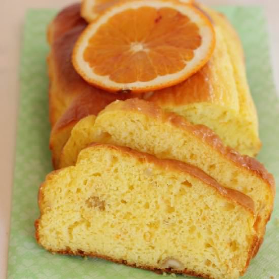 Savory Cashews and Orange Cake