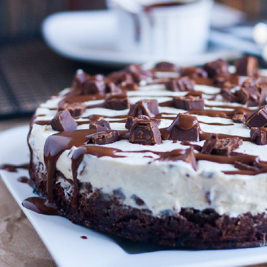 Chocolate Mint Brownie Cheesecake