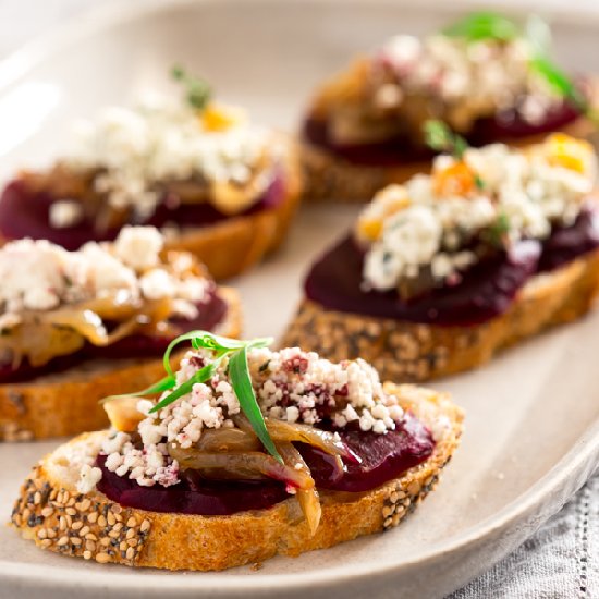 Beet and Caramelized Onion Bruscett