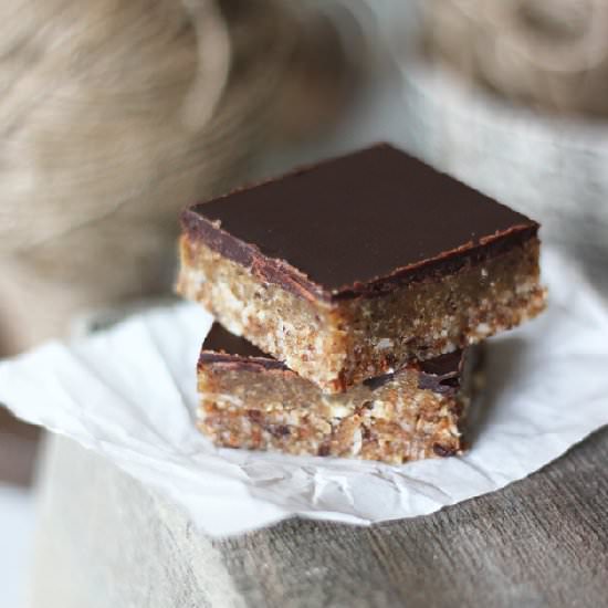 Raw Caramel & Peanut Bars