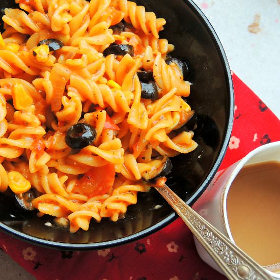 Pasta Arrabiata with Black Olives