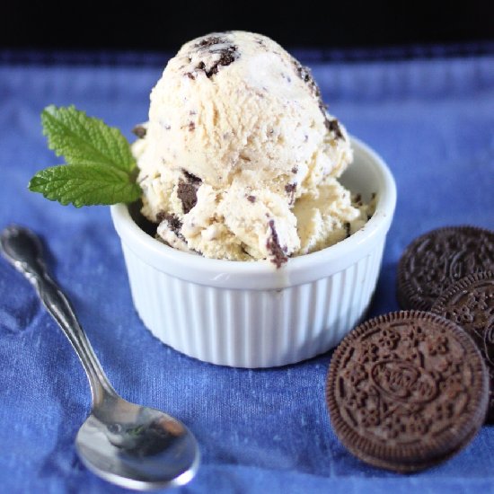 Mint Chocolate Cookie Ice Cream