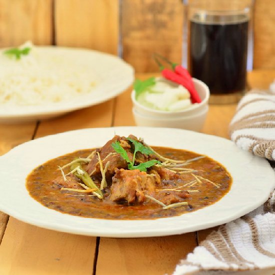 Kaali Dal Gosht