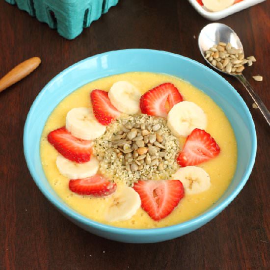 Tropical Smoothie Bowl