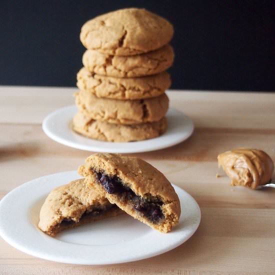 Flourless PBJ Cookies