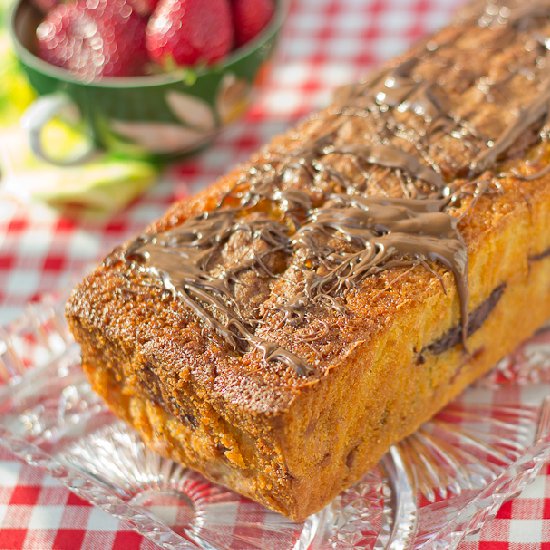 Strawberry Nutella Pound Cake