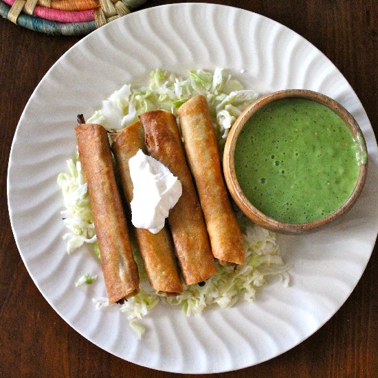 Raw Tomatillo Salsa