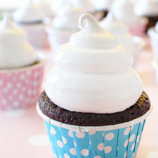 Peanut Butter Chocolate Cupcakes