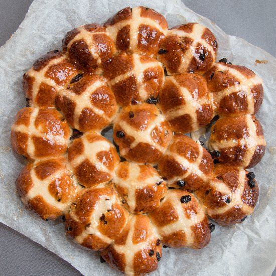 Hot Cross Buns with Marmalade Glaze