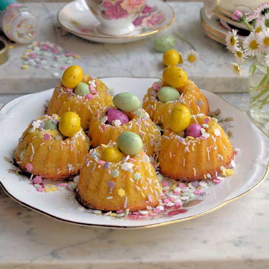 Mini Easter Chocolate Bundt Cakes