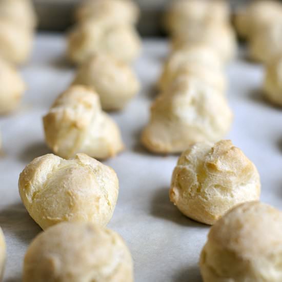 Gougeres – Cheesy Little Bites