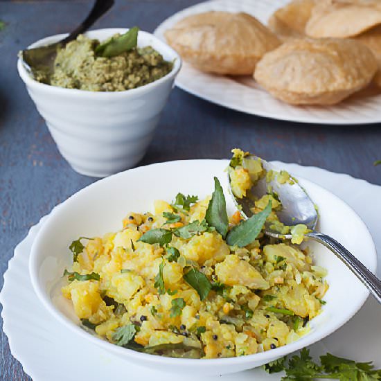 Potato Curry with Mint Chutney