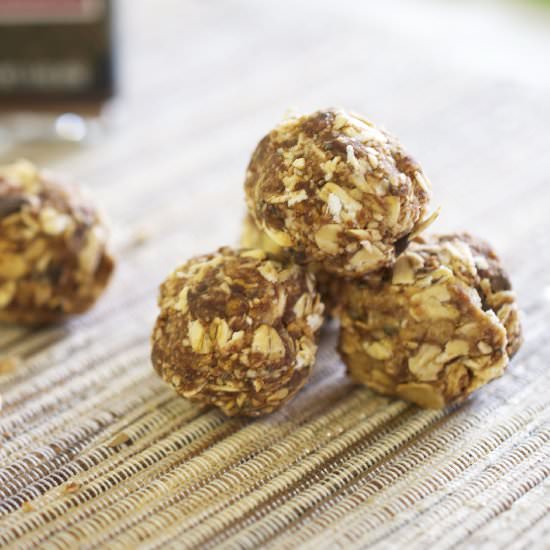 Peanut Butter Oat Power Balls