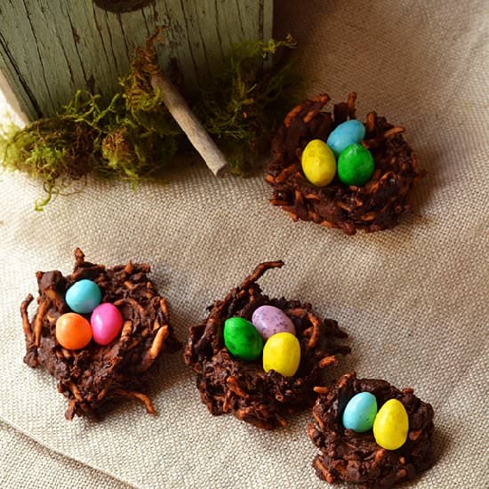 No-bake Chocolate Easter egg nests