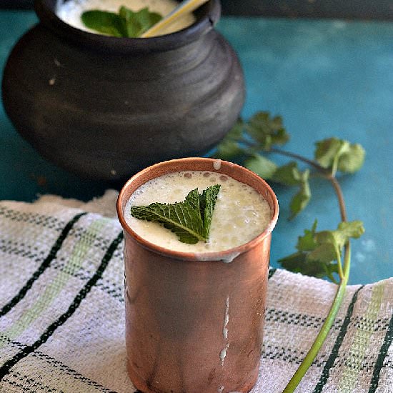 Lassi: Sweet Yoghurt drink