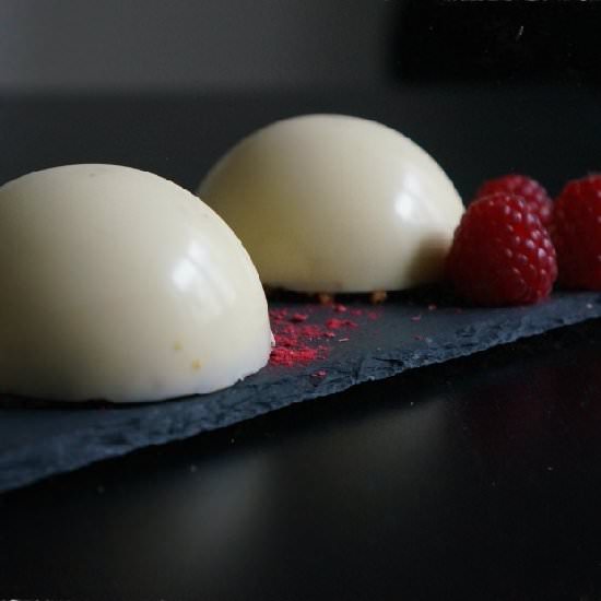 White chocolate mousse bombs