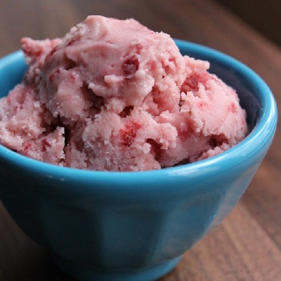 Goat’s Milk Strawberry Ice Cream