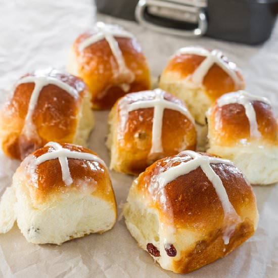 Hot Crossed Buns