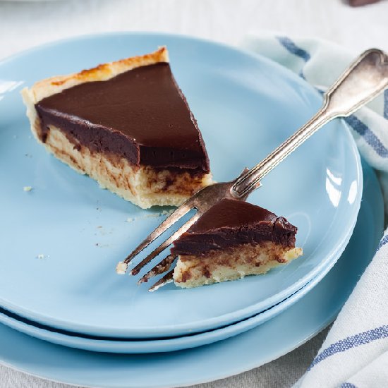 Chocolate and semolina tart