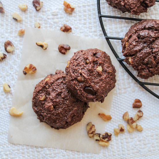 Creamy Chocolate Walnut Cookies