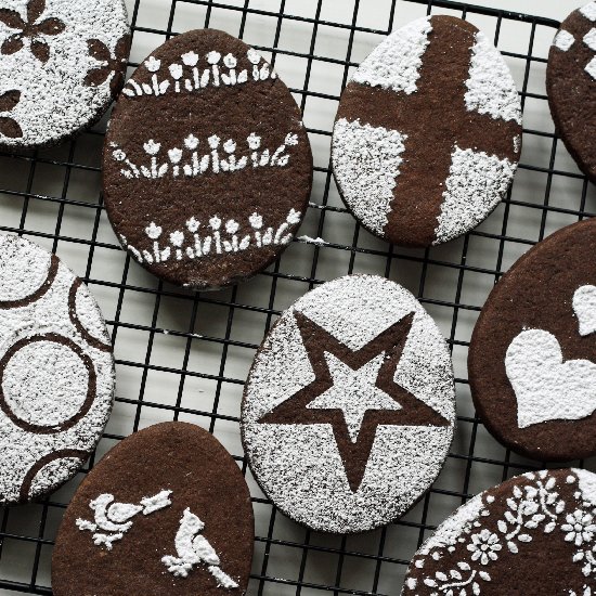 Chocolate Easter Egg Cookies