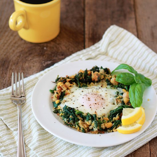 Egg in a Spinach-Chickpea Nest