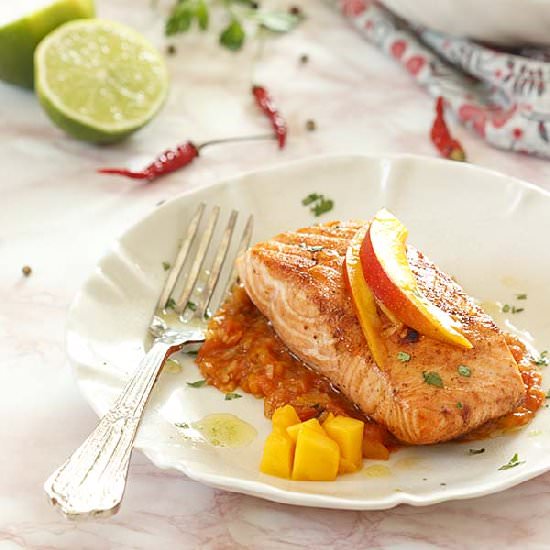 Salmon with Mango and Lime Sauce