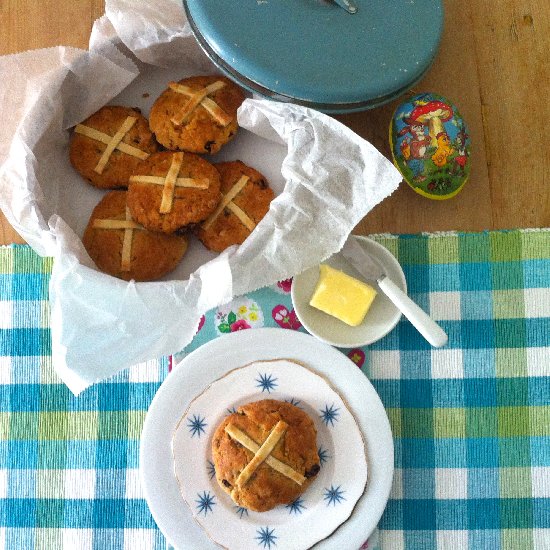 Hot Cross Saffron Scones