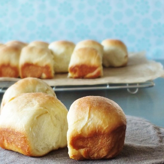 Pan de Leche (Milk Buns)