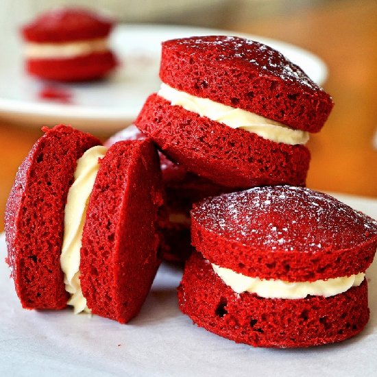 Red Velvet Whoopie Pies