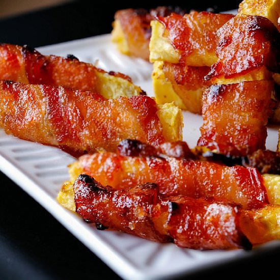 Grilled Sriracha Bacon Pineapple