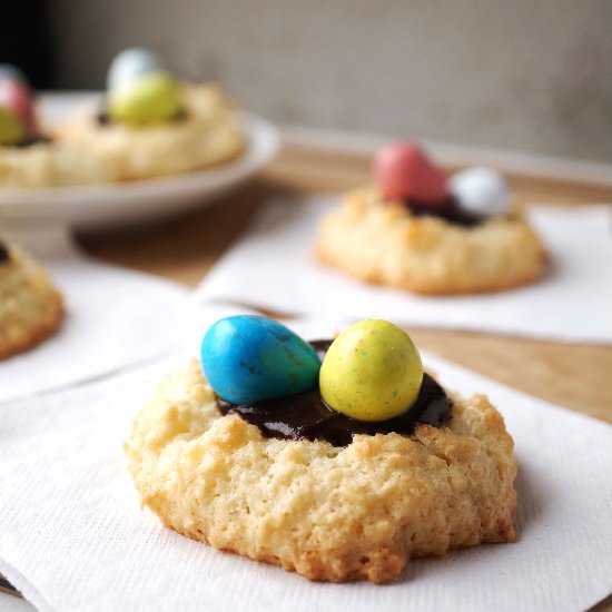 Easter Egg Nest Macaroons