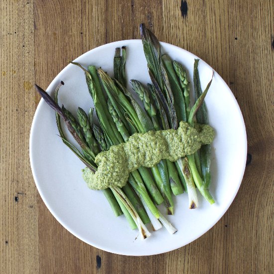 Roasted Asparagus with Romesco