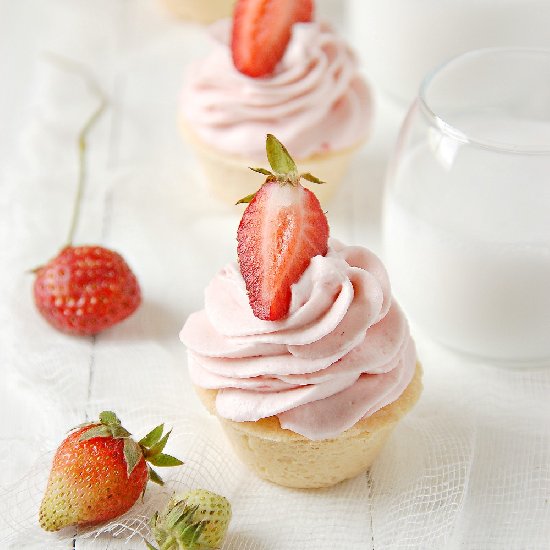 Strawberry Mousse Tartelette