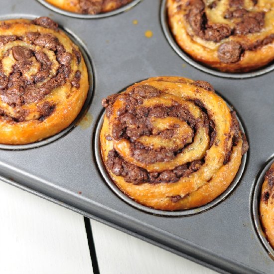 Chocolate Babka Swirl Buns