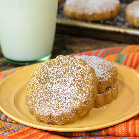 Cinnamon and Piloncillo Cookies