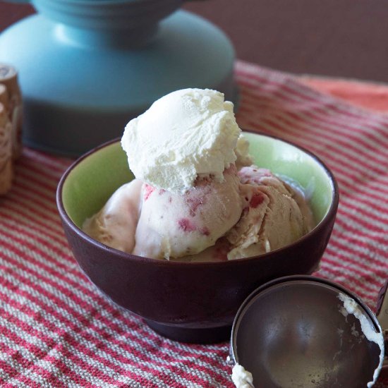 Strawberry-Balsamic Ice Cream