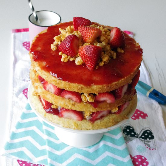 Captain Crunch Strawberry Layer Cak