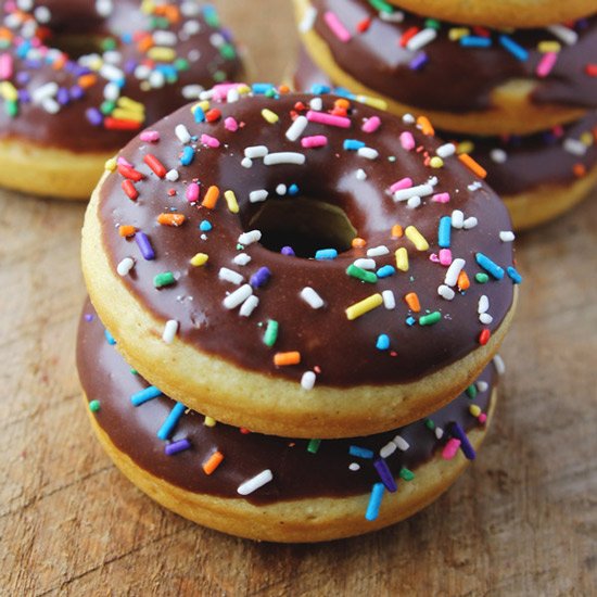 Old Fashioned Chocolate Donuts