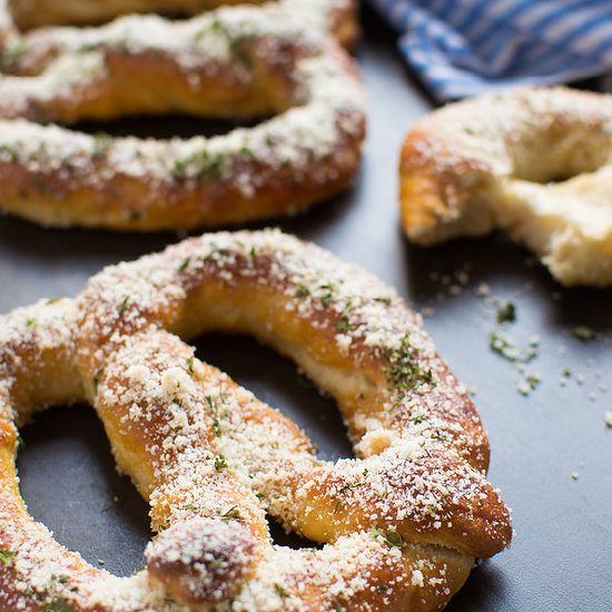 Soft Pretzels 3 Different Ways