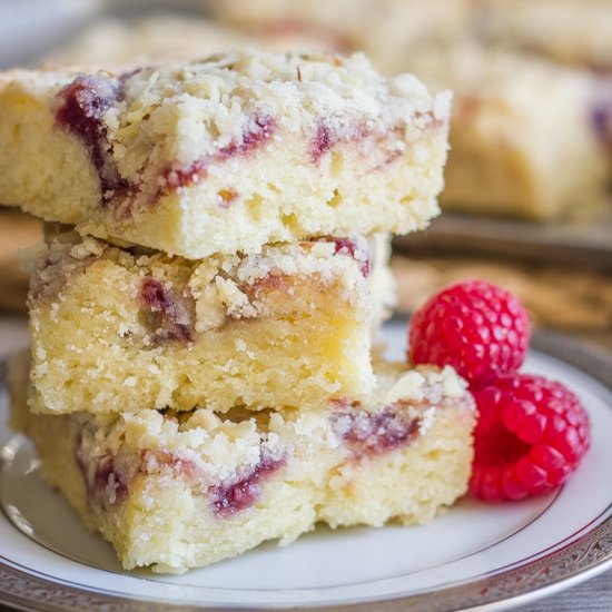 Raspberry Almond Crumb Bars